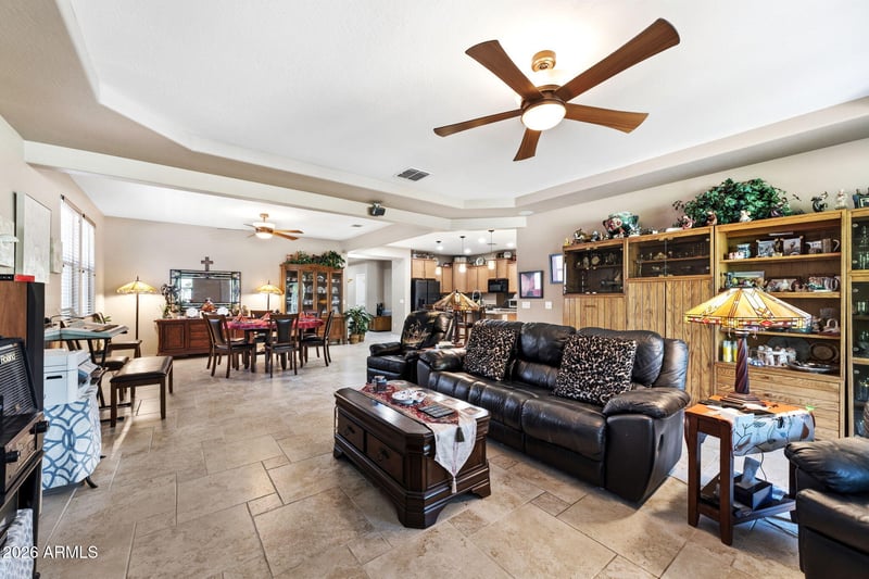 2482 Arroyo Way, San Tan Valley, AZ 85144