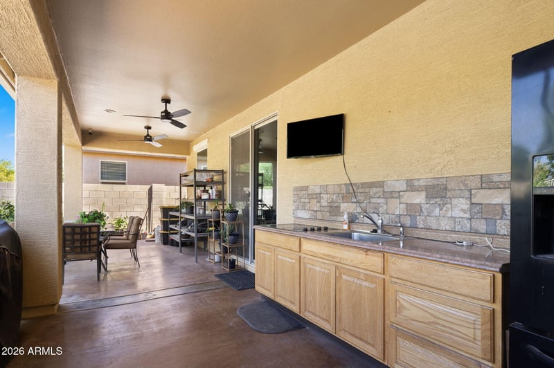 2482 Arroyo Way, San Tan Valley, AZ 85144
