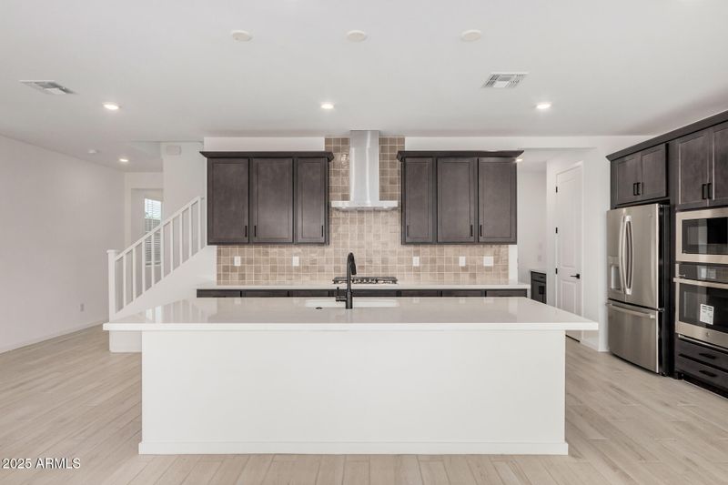 2482 W Rowel Rd, Phoenix, AZ 85085