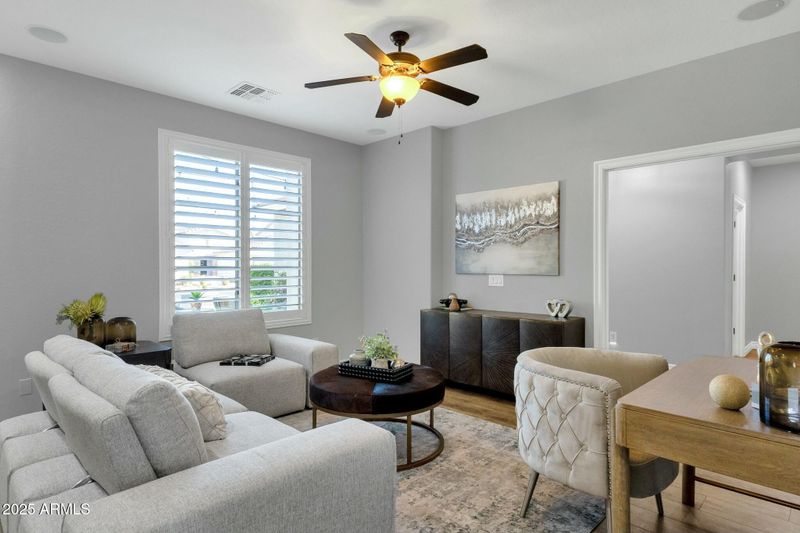 2483 E Narrowleaf Dr, Gilbert, AZ 85298