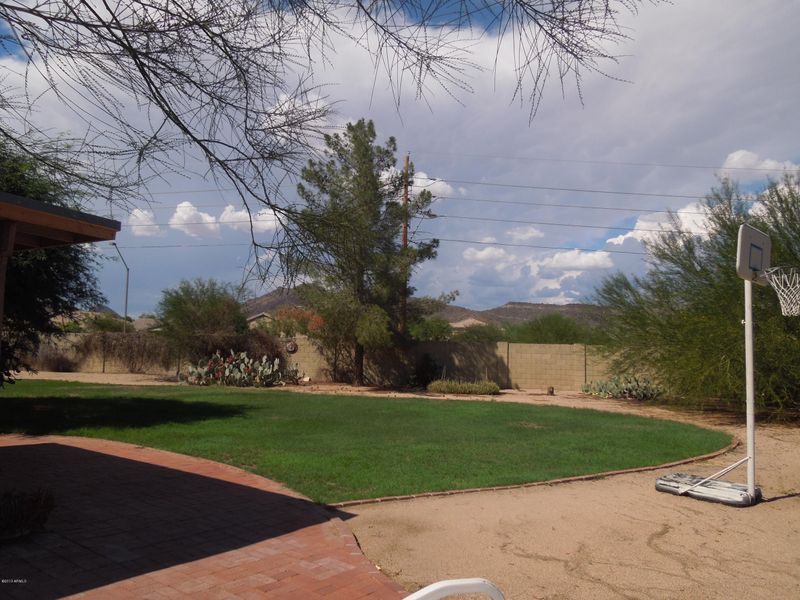 24839 N 43rd Dr, Glendale, AZ 85310