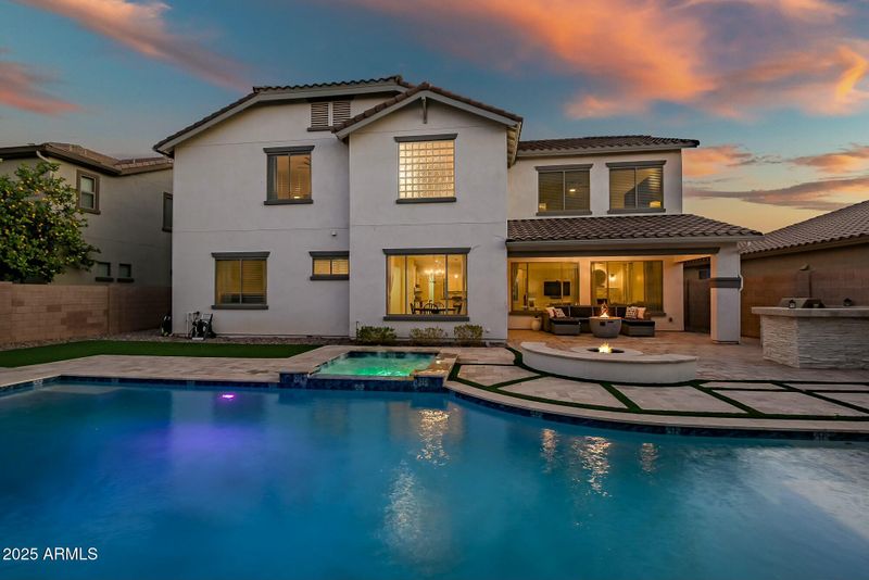 2484 E Lodgepole Dr, Gilbert, AZ 85298