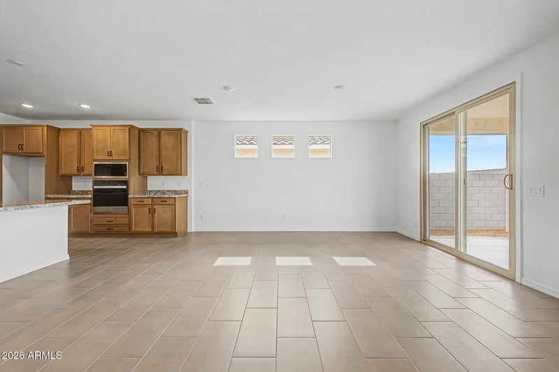 2486 E Dolcetto Dr, San Tan Valley, AZ 85143