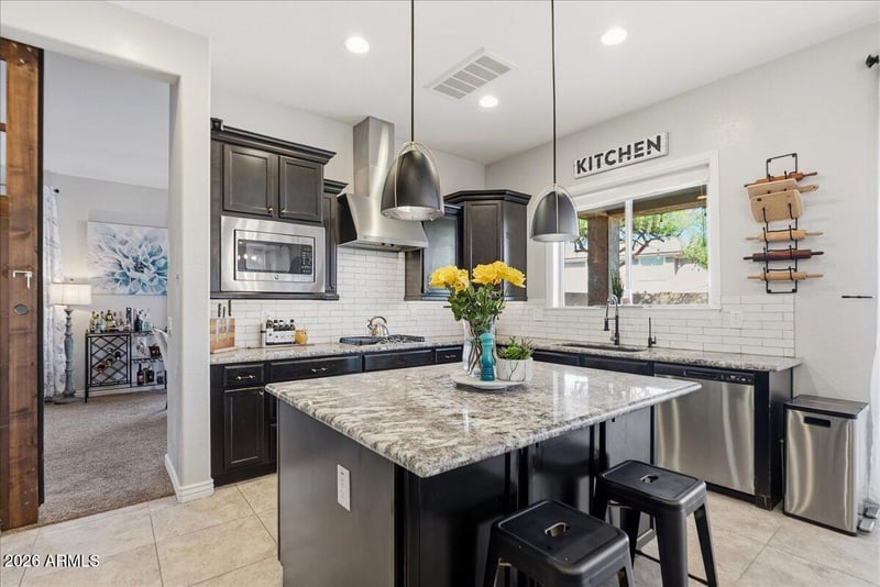 2486 E Lindrick Dr, Gilbert, AZ 85298