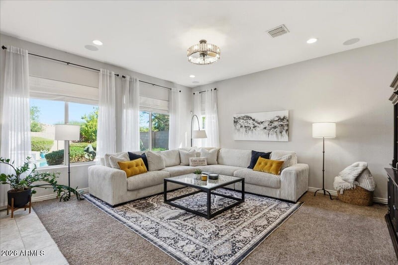 2486 E Lindrick Dr, Gilbert, AZ 85298