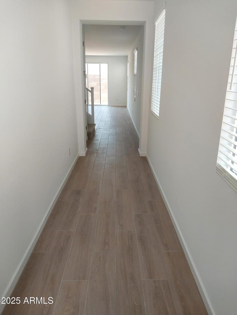 2486 Rowel Rd, Phoenix, AZ 85085