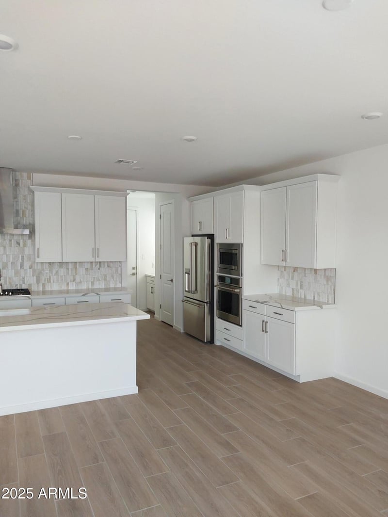 2486 Rowel Rd, Phoenix, AZ 85085