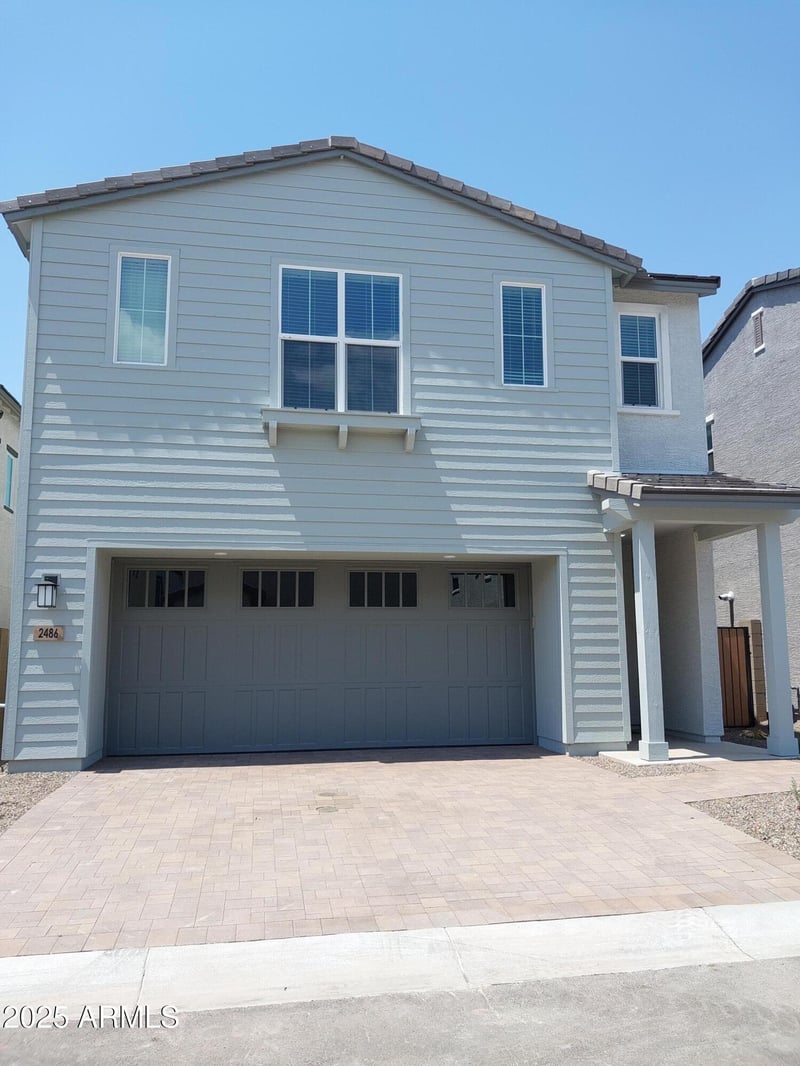 2486 Rowel Rd, Phoenix, AZ 85085