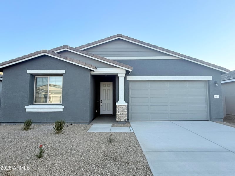 2487 Rolling Prairie Ln, San Tan Valley, AZ 85140