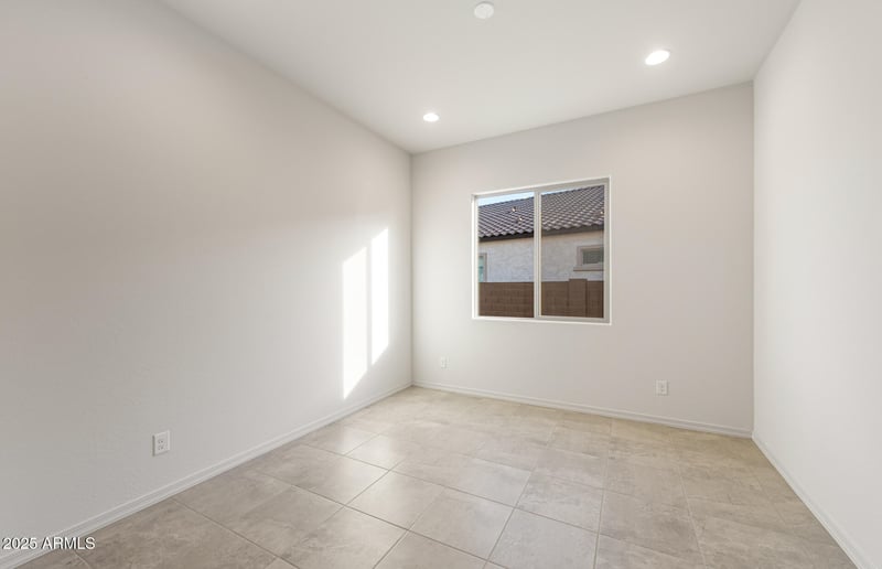 24871 170th Dr, Surprise, AZ 85387