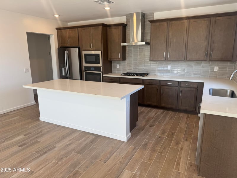 2488 Rowel Rd, Phoenix, AZ 85085