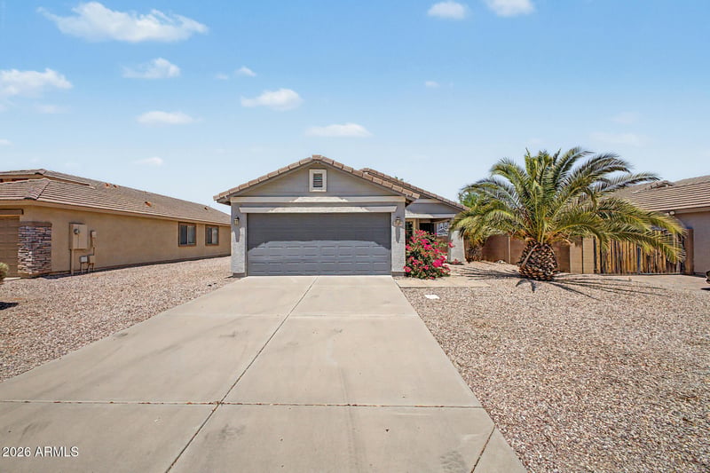 2488 Sawtooth Way, San Tan Valley, AZ 85144