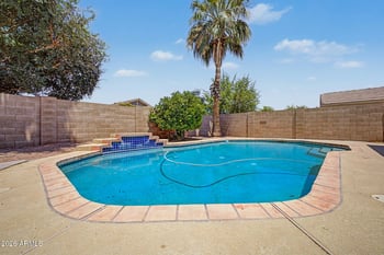 2488 Sawtooth Way, San Tan Valley, AZ 85144