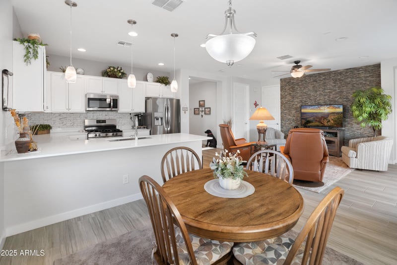 24887 172nd Dr, Surprise, AZ 85387