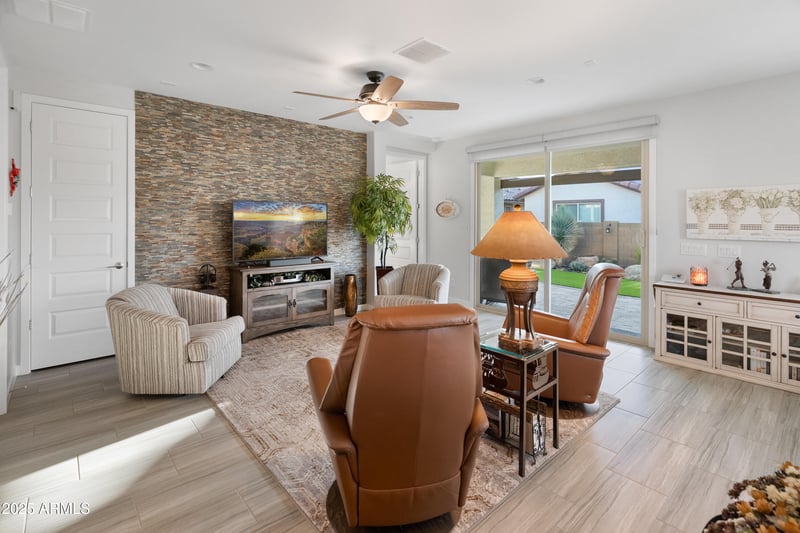 24887 172nd Dr, Surprise, AZ 85387