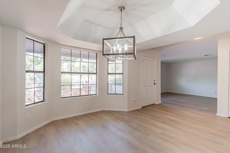 249 E Grandview St, Mesa, AZ 85201