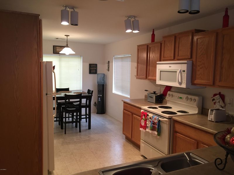 2490 E Olivine Rd, San Tan Valley, AZ 85143