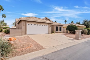 24907 Lakestar Dr, Sun Lakes, AZ 85248