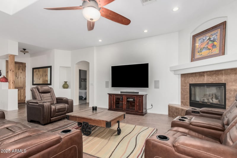 24909 Red Robin Dr, Wittmann, AZ 85361