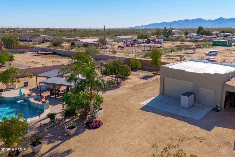 24909 Red Robin Dr, Wittmann, AZ 85361