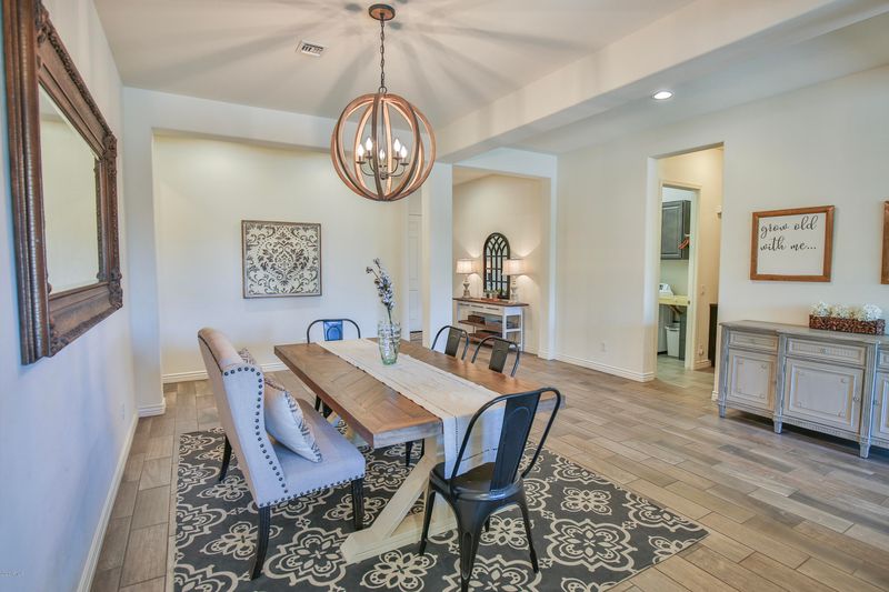 2491 E Lindrick Dr, Gilbert, AZ 85298