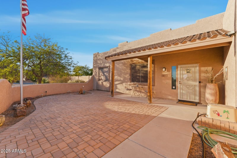 24916 Red Robin Dr, Wittmann, AZ 85361
