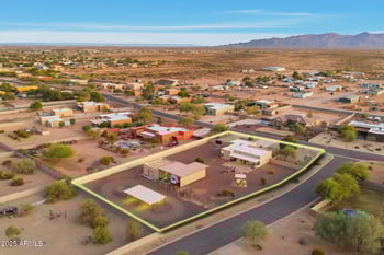 24916 Red Robin Dr, Wittmann, AZ 85361