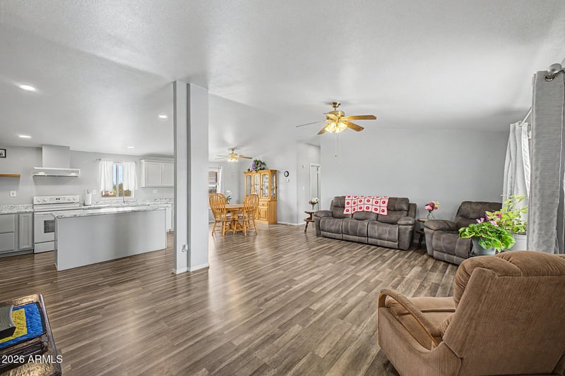 24917 Morning Vista Ln, Wittmann, AZ 85361