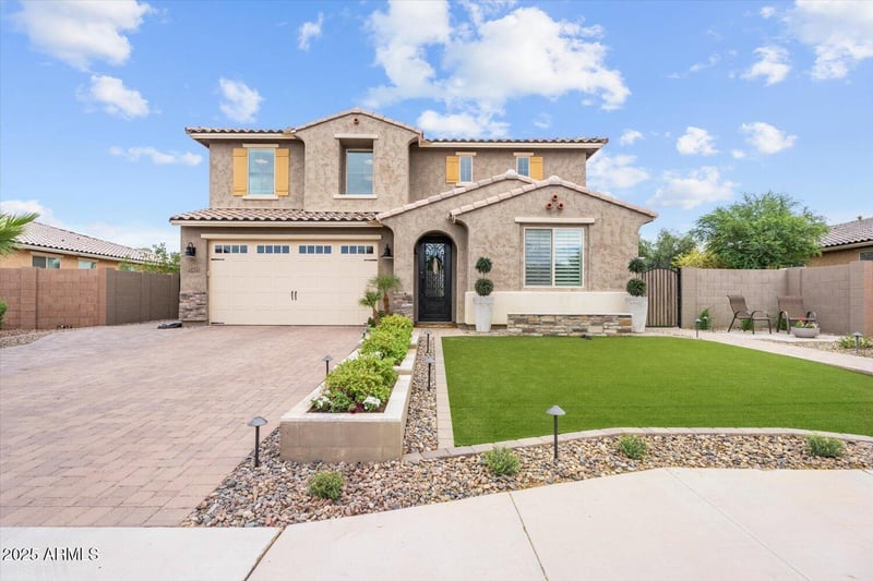 2492 Augusta Ave, Gilbert, AZ 85298