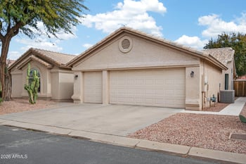 24939 Lakewood Dr, Sun Lakes, AZ 85248