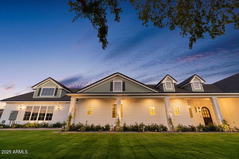 2495 Superstition Dr, Gilbert, AZ 85297