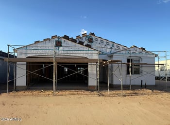 2496 E Galloping Horse Dr, San Tan Valley, AZ 85140