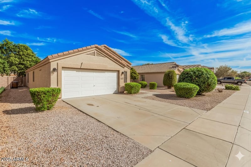 2496 Tanner Ranch Rd, San Tan Valley, AZ 85144