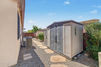 2498 E Erie Ct, Gilbert, AZ 85295