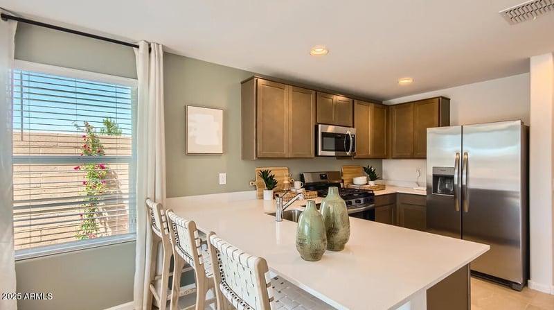 24992 N 174th Dr, Surprise, AZ 85387