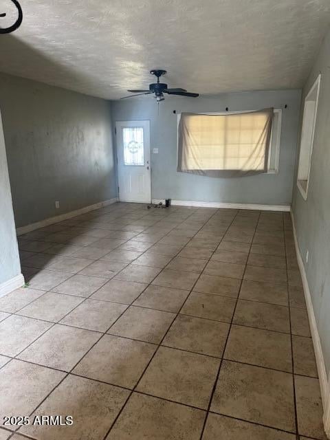 25 Illini St, Phoenix, AZ 85041