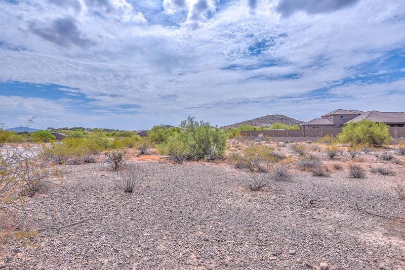 25 W Sagebrush Dr #-, Phoenix, AZ 85085