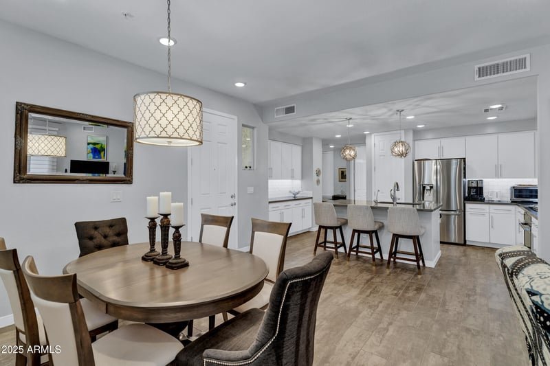 250 Queen Creek Rd #101, Chandler, AZ 85248