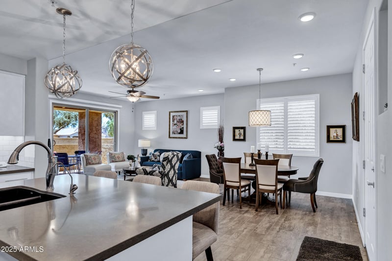 250 Queen Creek Rd #101, Chandler, AZ 85248