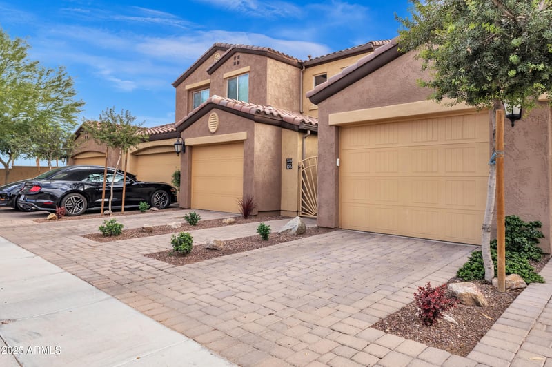 250 Queen Creek Rd #106, Chandler, AZ 85248