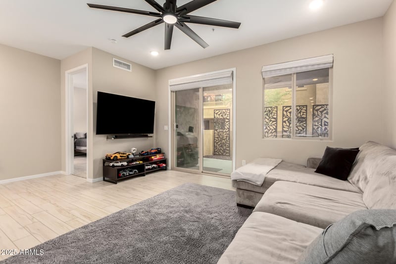 250 Queen Creek Rd #131, Chandler, AZ 85248