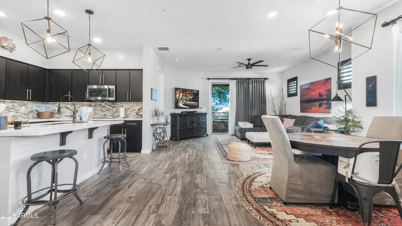 250 Queen Creek Rd #204, Chandler, AZ 85248