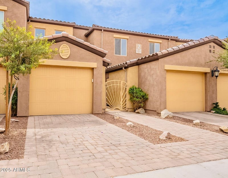 250 Queen Creek Rd #206, Chandler, AZ 85248