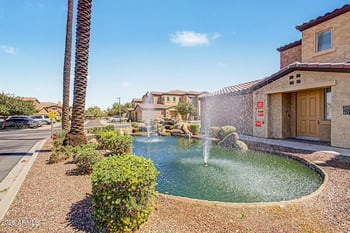 250 W Queen Creek Rd #215, Chandler, AZ 85248