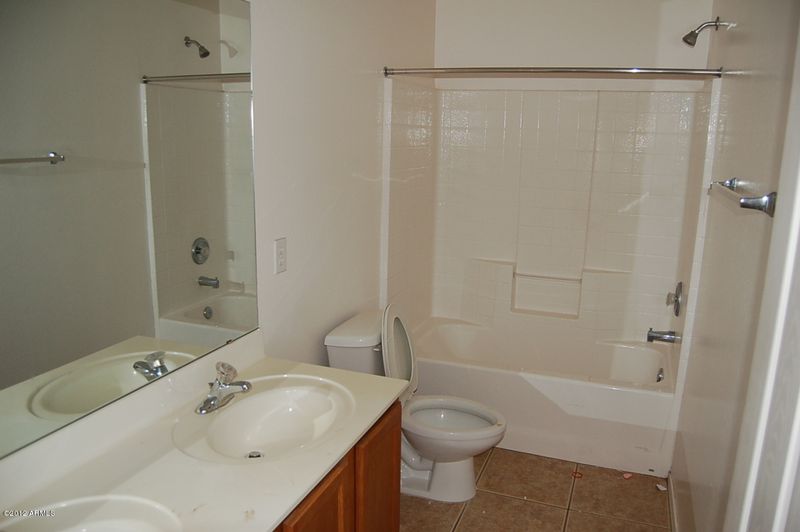250 W Wier Ave, Phoenix, AZ 85041