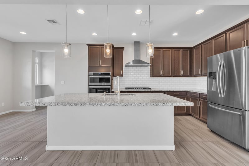 250 Wisteria Dr, Chandler, AZ 85286