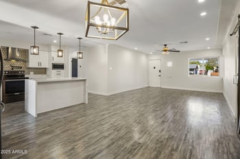 2501 Campbell Ave, Phoenix, AZ 85016