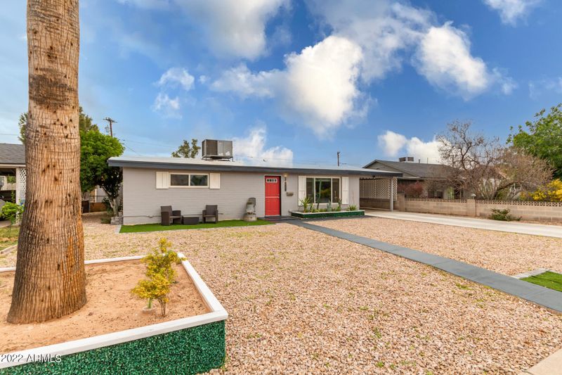 2501 E Amelia Ave, Phoenix, AZ 85016