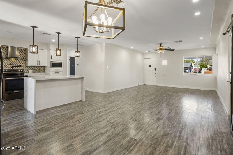 2501 E Campbell Ave, Phoenix, AZ 85016