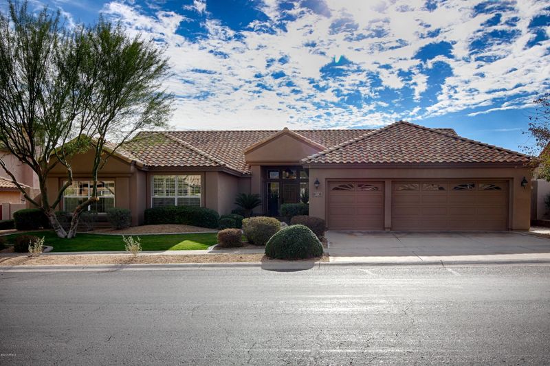 2501 E Desert Willow Dr, Phoenix, AZ 85048